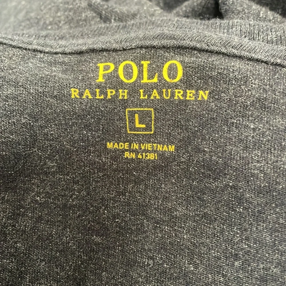 Polo by Ralph Lauren gray long sleeve size large with a v neck